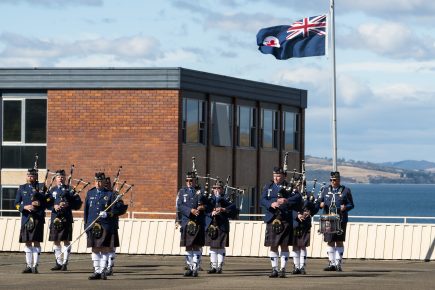 Pipe band and Recruit course 4/2024 graduation ceremony